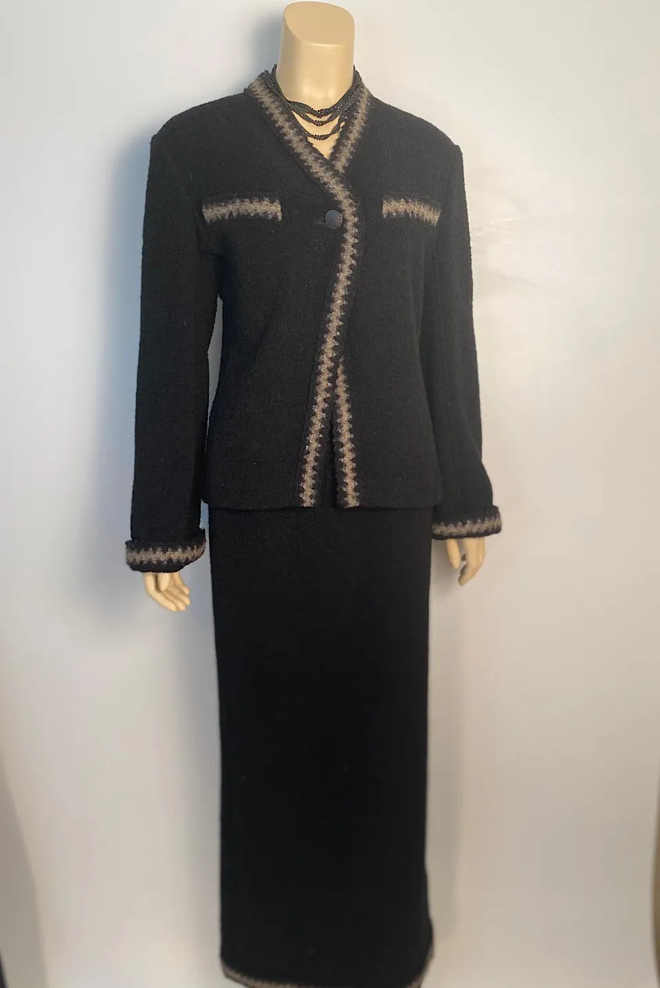 98A 1998 Fall NWOT Vintage Chanel Black Skirt Suit FR 38