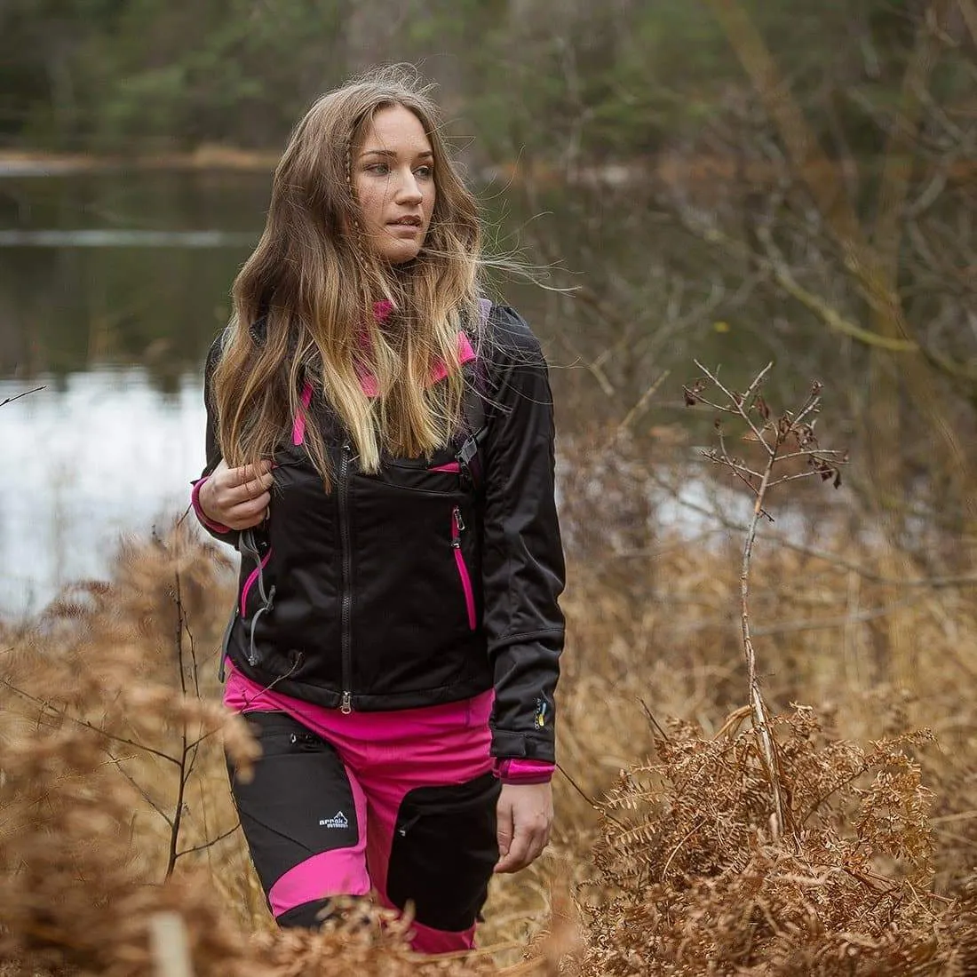 AKKA Lady Softshell Jacket (Black/Pink)