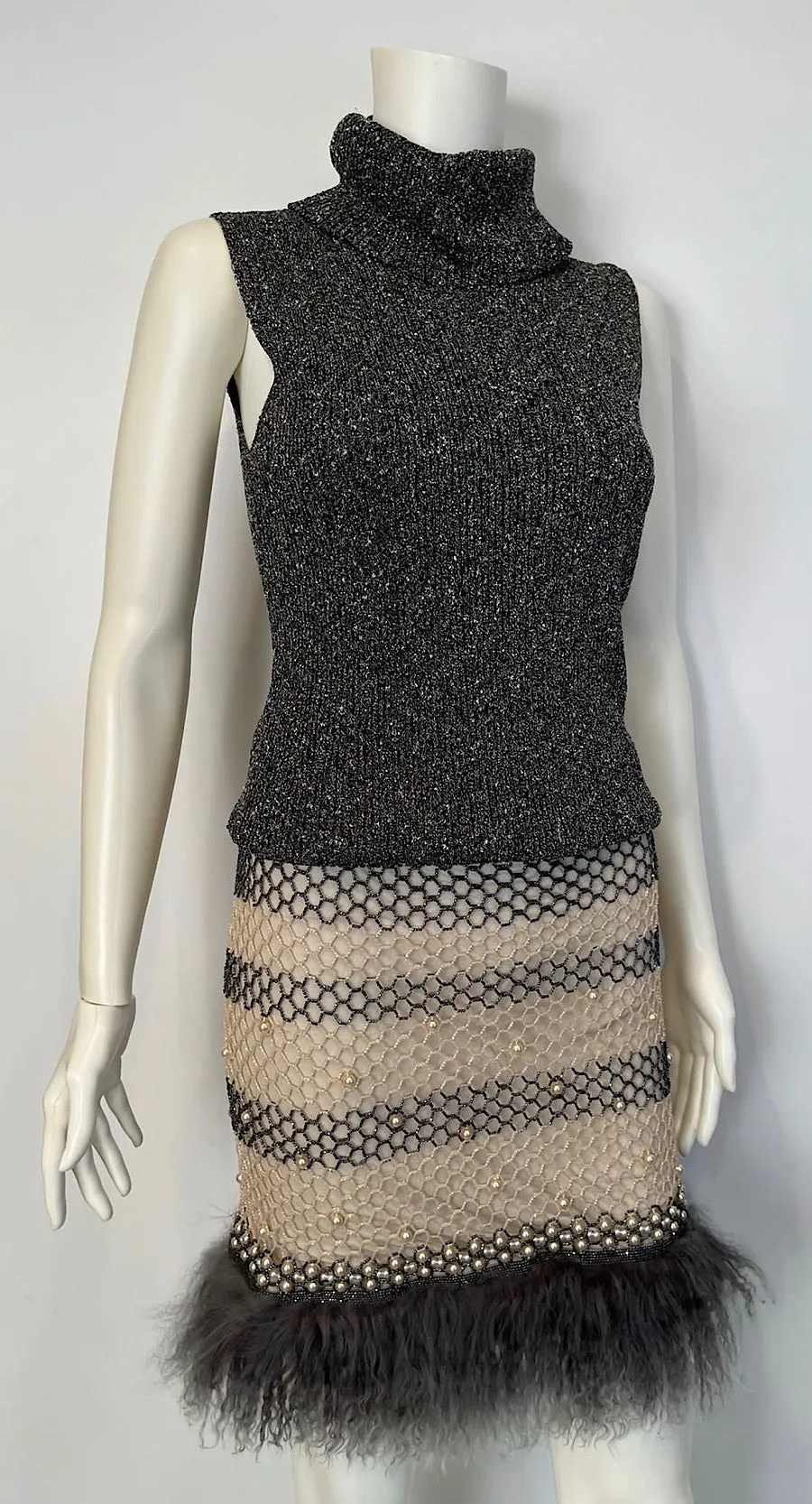 Chanel 05A 2005 Fall Gray Metallic Knit Sleeveless Turtleneck Sweater Top FR 38