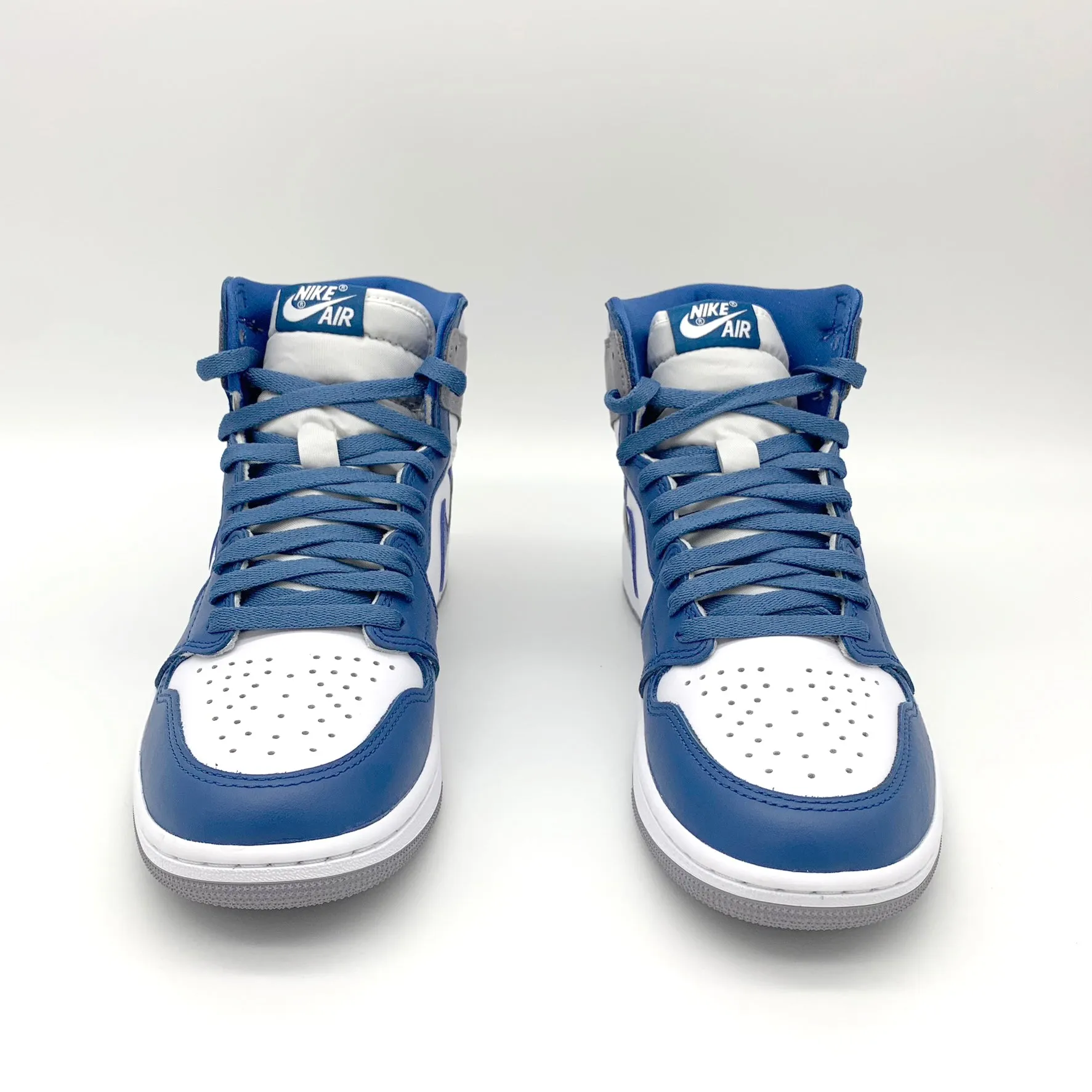 Classic True Blue Jordan 1 Retro High OG